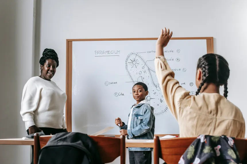 Reflective Practice for ELT Teachers: Practical Strategies for Professional Growth